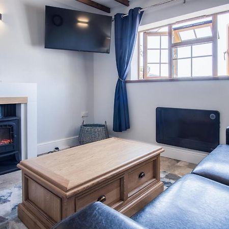 Honeysuckle Cottage - 1 Bedroom Cottage - Amroth Kültér fotó